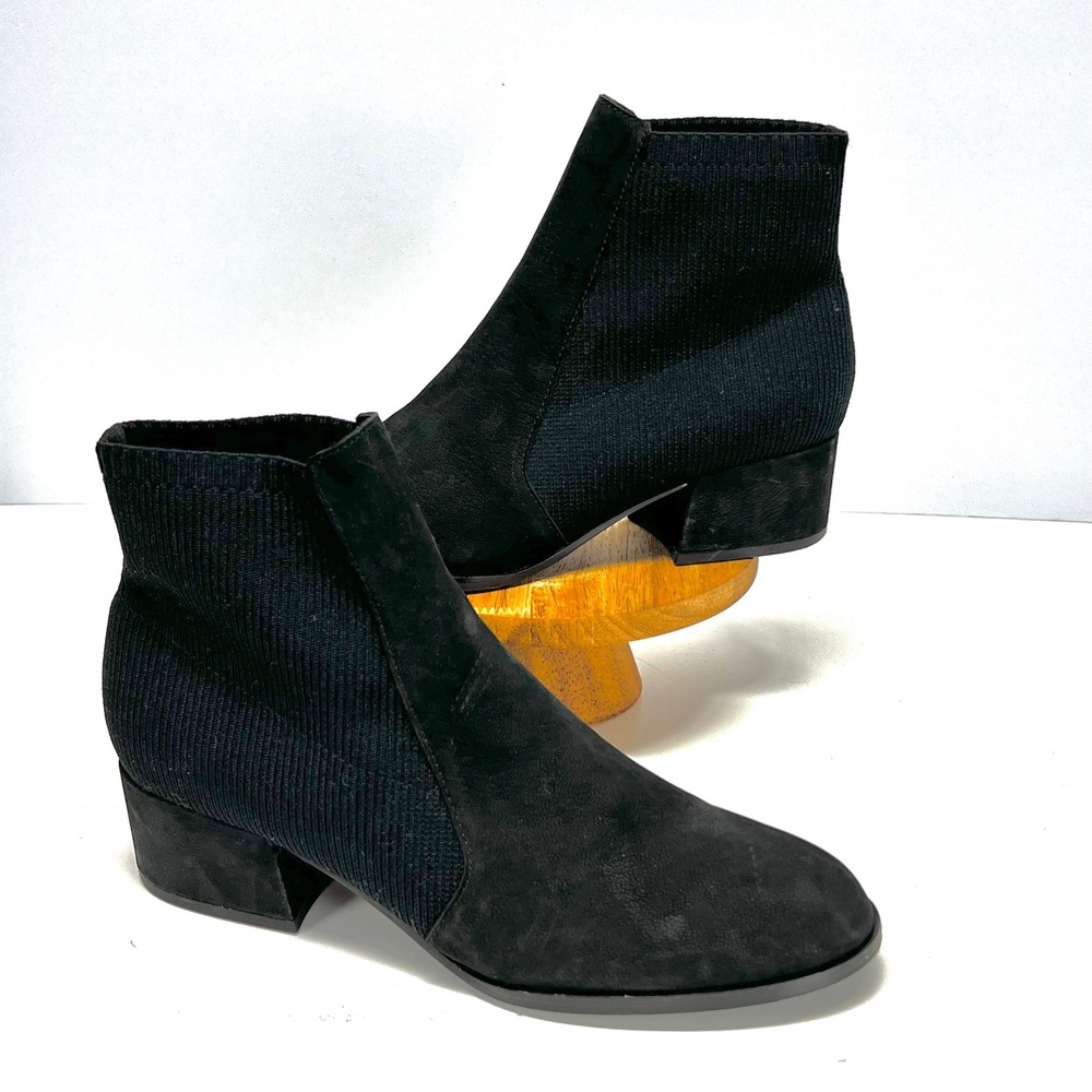 Eileen Fisher Black Aesop Ribbed Knit Sock Ankle Boots Low Block Heel Size 8